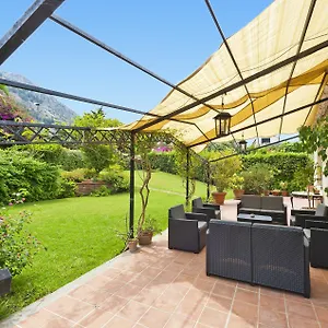 Bouganville Bed & Breakfast